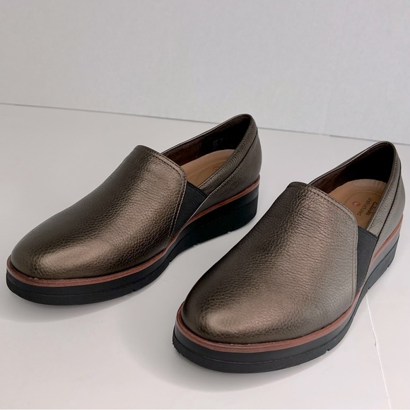 Clarks Shaylin Ave Wedge Bronze Metallic Loafer Shoe - Picture 1 of 11
